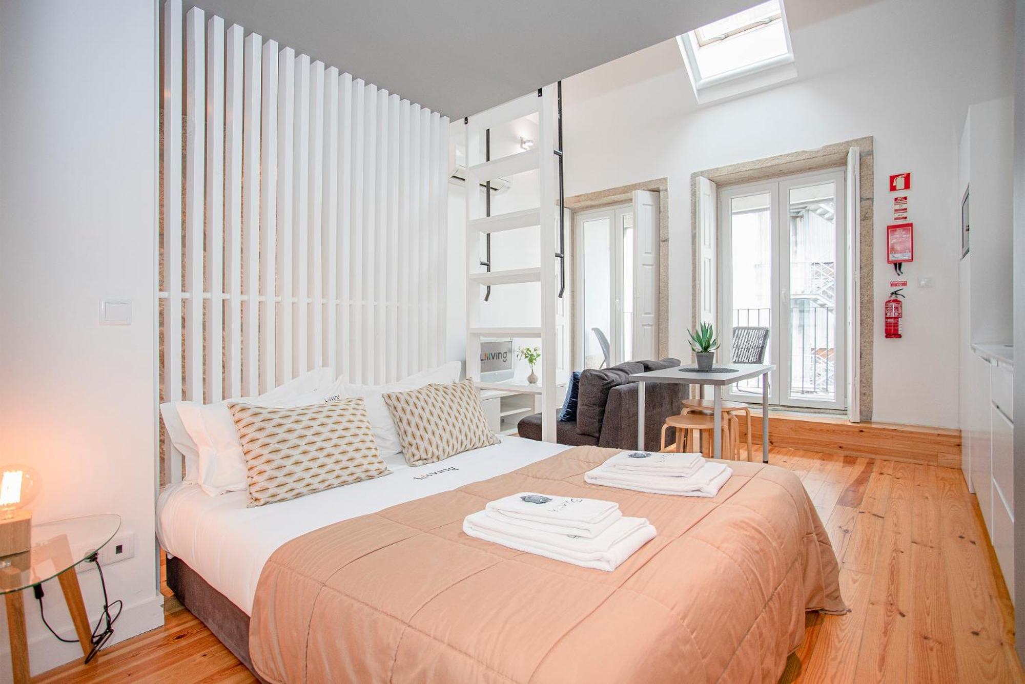 Liiiving In Porto - Heart Of Porto Mezzanine Apartment ภายนอก รูปภาพ