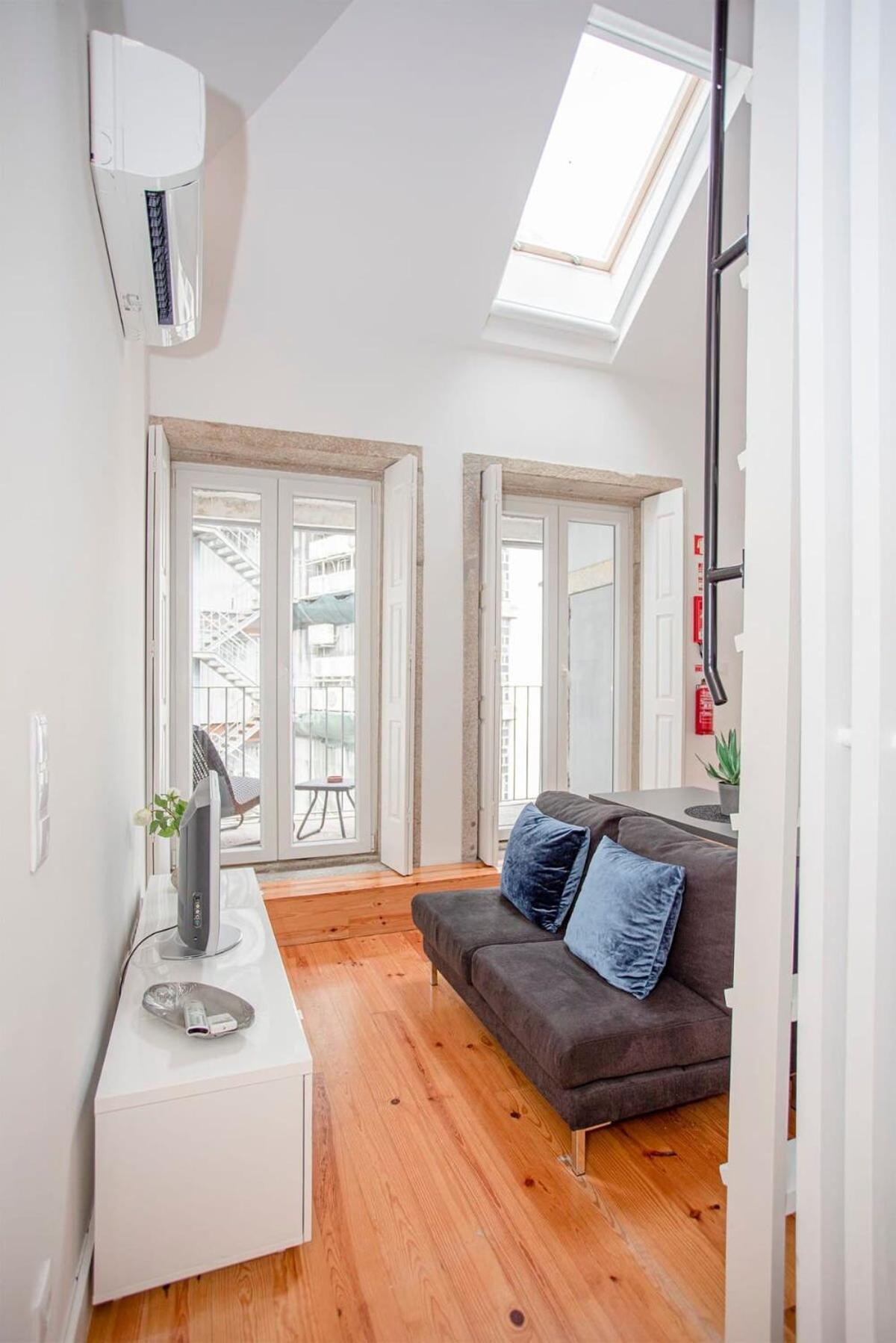 Liiiving In Porto - Heart Of Porto Mezzanine Apartment ภายนอก รูปภาพ